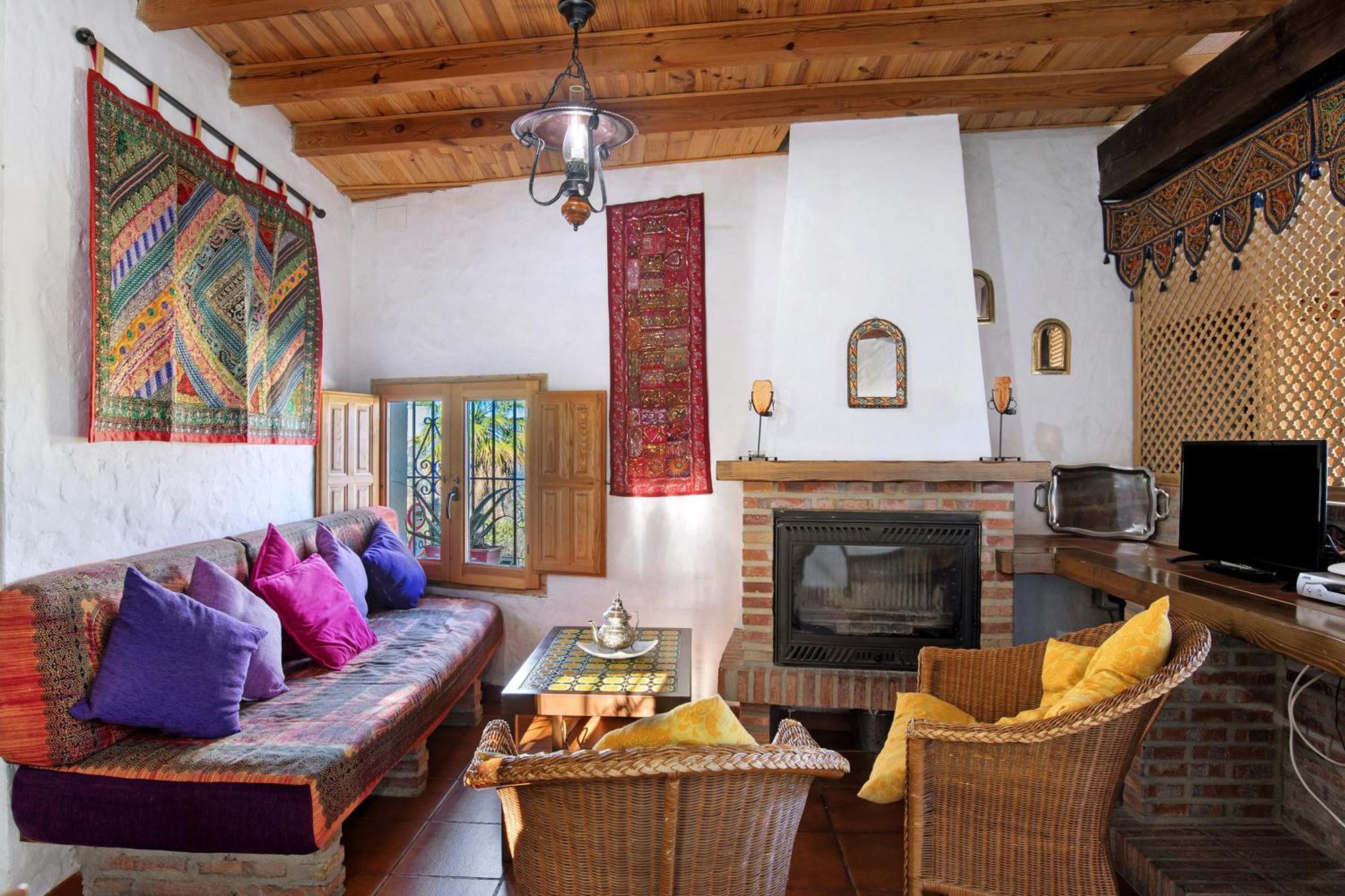 サアラ・デ・ラ・シエラ Casa Alucemaゲストハウス エクステリア 写真